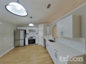 10443 Elgin Blvd in Spring Hill, FL - Building Photo - Building Photo