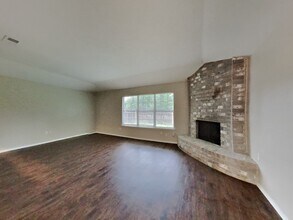 5714 Yorkgate Dr in Spring, TX - Building Photo - Building Photo