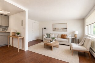 809 N Dexter St in Denver, CO - Building Photo