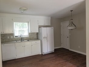 148 Giles Dr in Goose Creek, SC - Building Photo - Building Photo