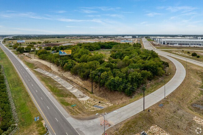 2601 I-35 in Georgetown, TX - Foto de edificio - Building Photo