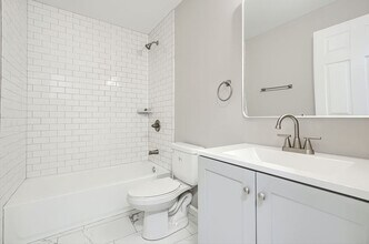 2313 McCulloh St in Baltimore, MD - Building Photo - Building Photo