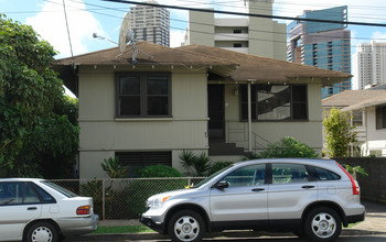 2023 Fern St in Honolulu, HI - Building Photo - Building Photo