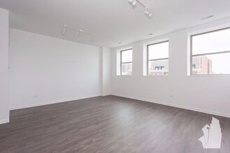 931 W Dakin St in Chicago, IL - Foto de edificio - Building Photo