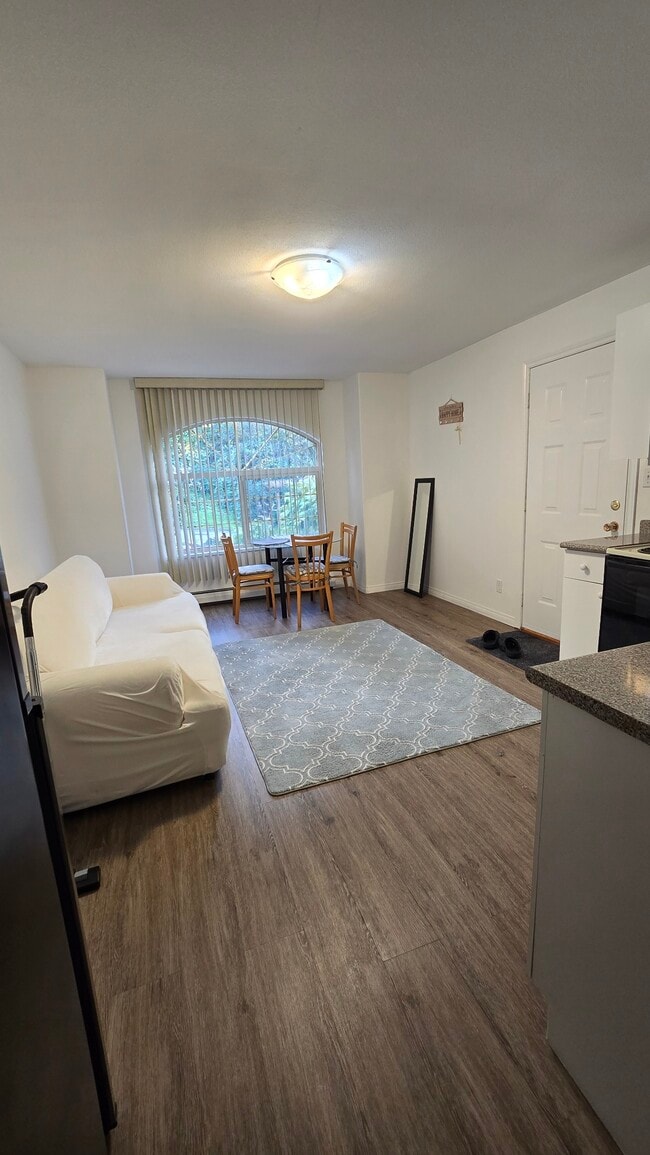 13731 115 Av in Surrey, BC - Building Photo - Building Photo