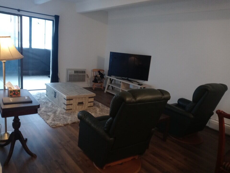 10650 E Tennessee Ave, Unit 108 in Aurora, CO - Building Photo