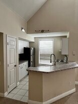 6408 Raleigh St, Unit 2411 in Orlando, FL - Building Photo