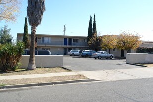 381 Millar Ave in El Cajon, CA - Building Photo