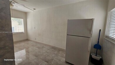 1830 Monroe St in Hollywood, FL - Building Photo - Building Photo