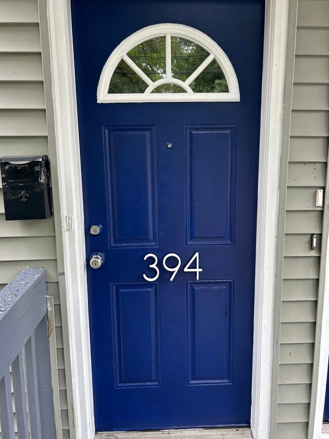 394 Shelton Ave, Unit 1