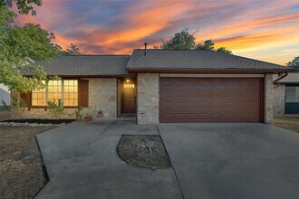 505 Mairo St in Austin, TX - Building Photo - Building Photo