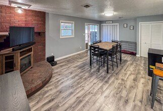 720 Macdonald Rd in Louisville, KY - Building Photo - Building Photo