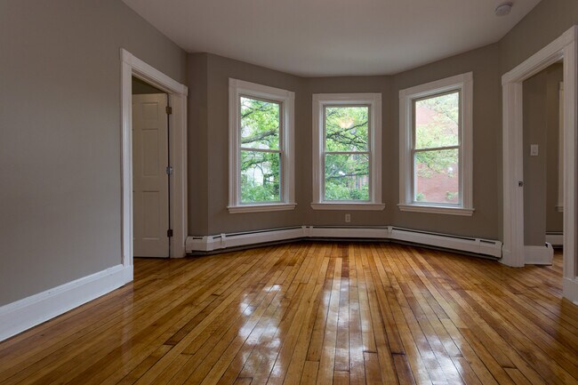 22 Highland Ave, Unit 2