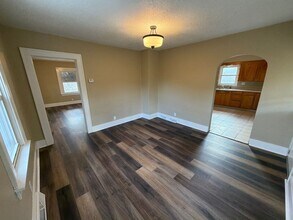 146 Clara St in Weirton, WV - Building Photo - Building Photo