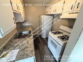 6400 Kingsdale Blvd in Parma Heights, OH - Building Photo