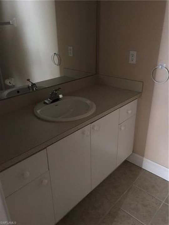 4109 Bellasol Cir in Ft. Myers, FL - Building Photo - Building Photo