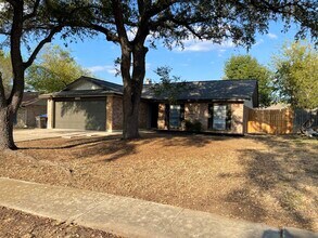 13508 Fawnwood St in San Antonio, TX - Building Photo - Building Photo