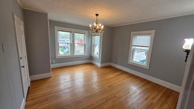 11 Shamrock St, Unit 1