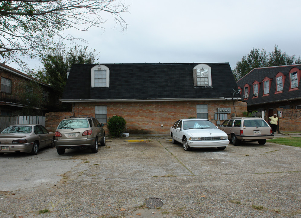 3532 Martinique St in Kenner, LA - Foto de edificio