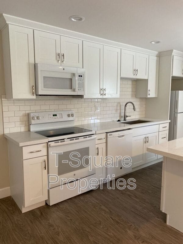 325 5th Ave S in Kirkland, WA - Building Photo - Building Photo