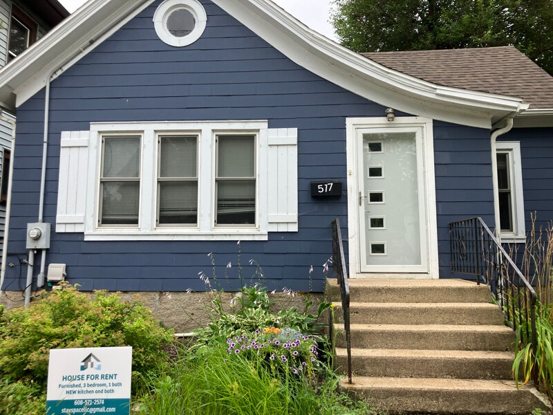 517 E Johnson St in Madison, WI - Building Photo