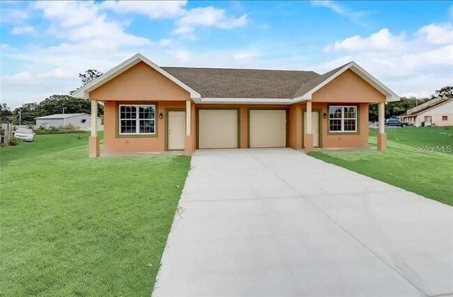 property at 3869 Janeen Cir
