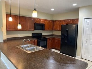 2299 Rock Dr in Poinciana, FL - Building Photo - Building Photo