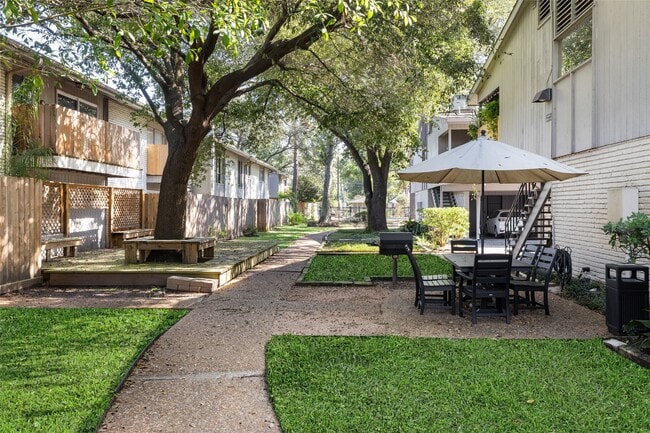 property at 909 Silber Rd