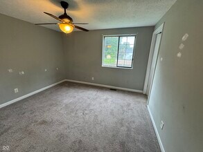 5835 Pemberly Dr in Indianapolis, IN - Building Photo - Building Photo