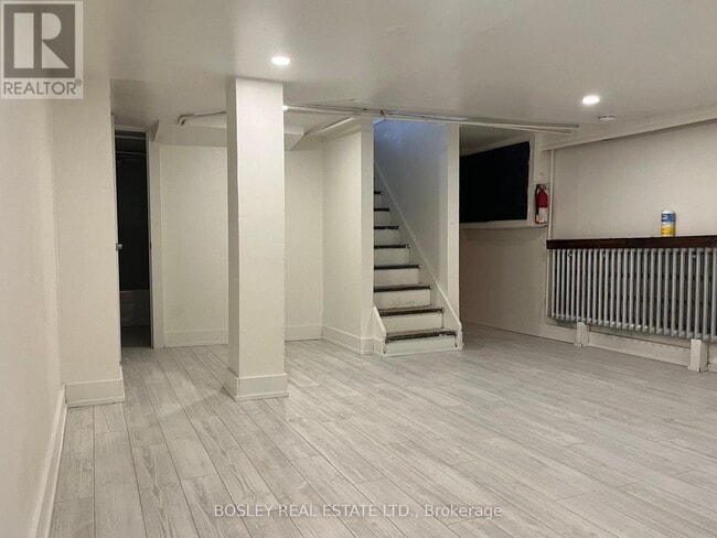 property at 383 Lansdowne Ave