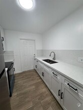 617 NW 3rd Ave in Hallandale Beach, FL - Building Photo - Building Photo
