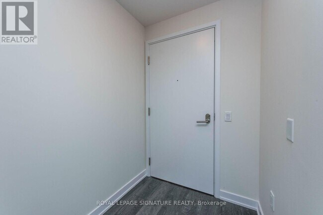 28 Freeland St in Toronto, ON - Building Photo - Building Photo