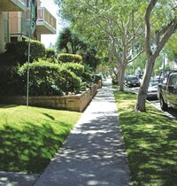 Villa Woods Apartments in Buena Park, CA - Foto de edificio - Building Photo