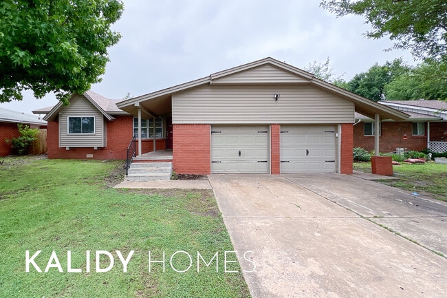 402 W Fairchild Dr