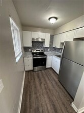 7919 Bison Ave, Unit 19 in Norfolk, VA - Foto de edificio - Building Photo