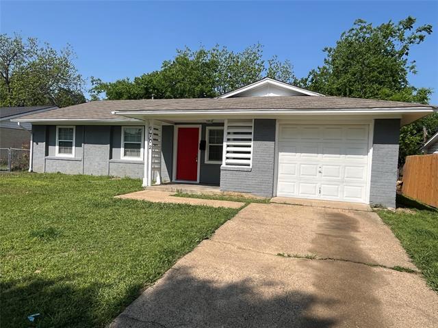 1702 Glen Key St in Grand Prairie, TX - Foto de edificio - Building Photo
