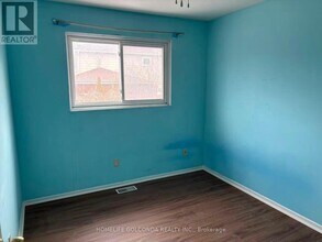 81 Sexton Crescent in Toronto, ON - Building Photo - Building Photo