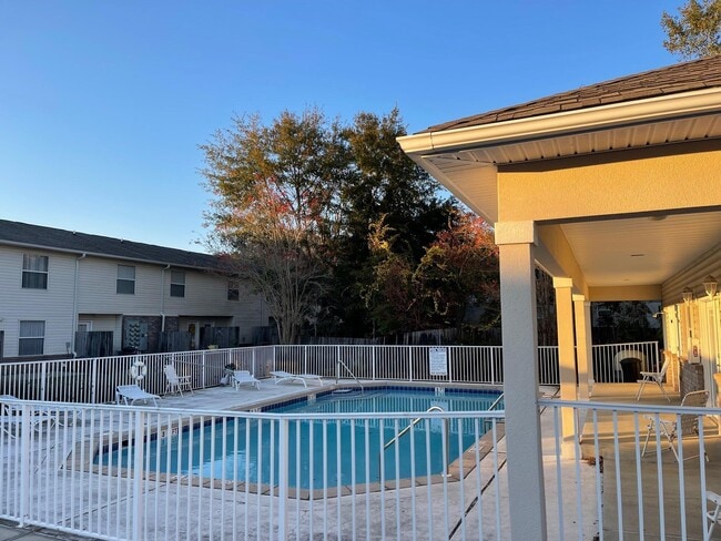 1834 Shay-Lin Ct in Niceville, FL - Building Photo - Building Photo