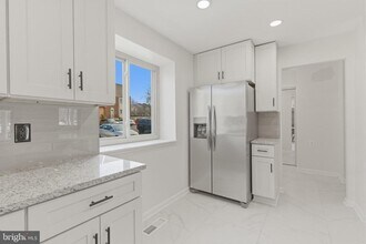 1710 Tyvale Ct in Vienna, VA - Building Photo - Building Photo