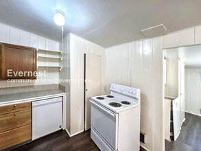 110 W Cheyenne Rd in Colorado Springs, CO - Foto de edificio - Building Photo