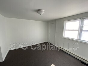 233 E College Ave in York, PA - Building Photo - Building Photo
