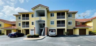 13141 Bella Casa Cir in Ft. Myers, FL - Building Photo