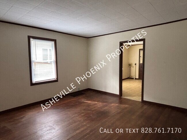 66 Branning St in Asheville, NC - Building Photo - Building Photo