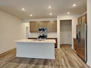 4448 Laughter Ct in Indianapolis, IN - Building Photo - Building Photo