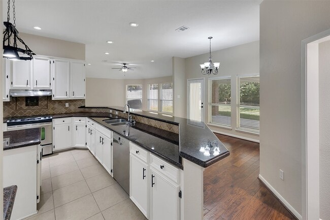 property at 3030 Hemingway Dr