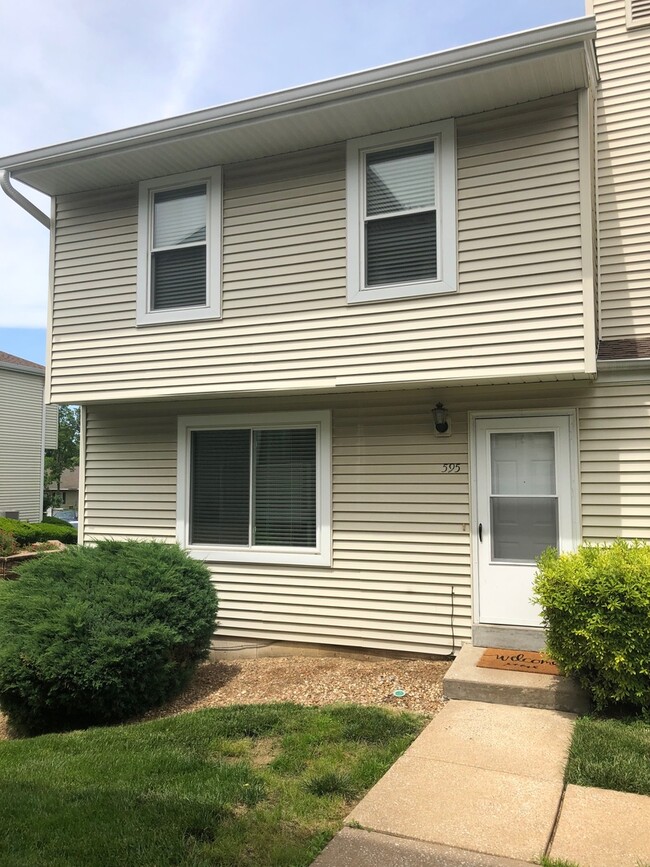 property at 595 Summer Winds Ln