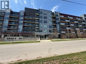 251 Hemlock St in Waterloo, ON - Building Photo