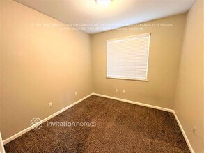 1230 Barnhill Ln in Lincoln, CA - Foto de edificio - Building Photo