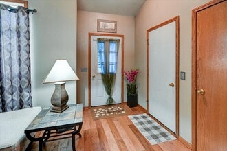 1214 Carpenter St in Madison, WI - Building Photo - Building Photo