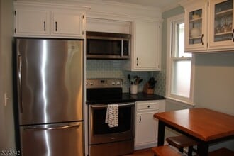 36 Old Lakeside Rd S in West Milford, NJ - Building Photo - Building Photo